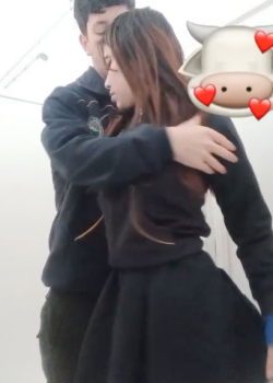 Colegiala la coge de perrito + video 18