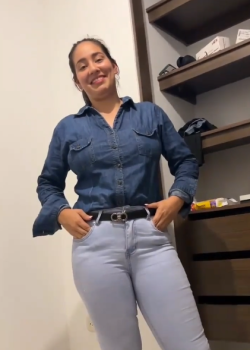 Mostrona culiona se quita todito + VIDEITO 13