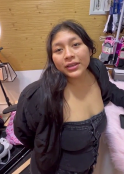 Vendedora acepta follar en la tienda + VIDEO 16