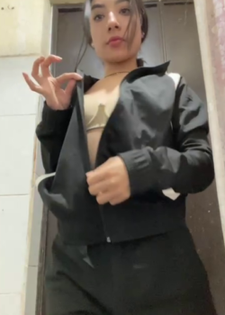 Nenita cachonda se comienza a quitar todito + VIDEOS 12