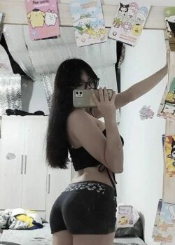 Primita caliente cada que mis Tios la dejan solita en casa 15