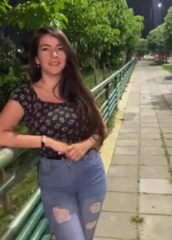 La encontró solita en el parke la invitó a la casa + VIDEO 10