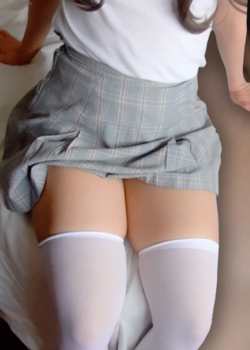 Te follas a tu estudiante más rica porque te pide pasar de año y casi la preñas 4