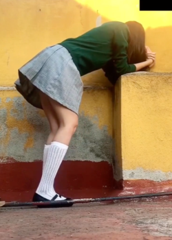 ESTUDIANTES cogen en publico 2